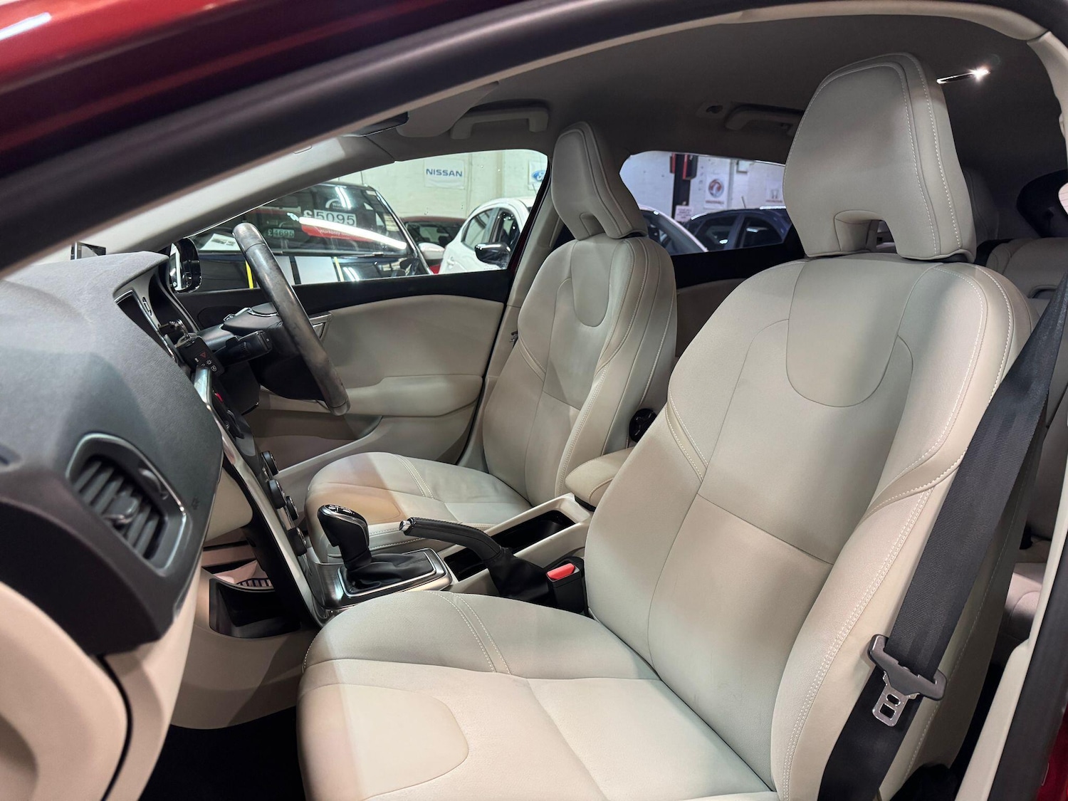 Used Volvo V40 2025 for sale - 77331447: Photo 16