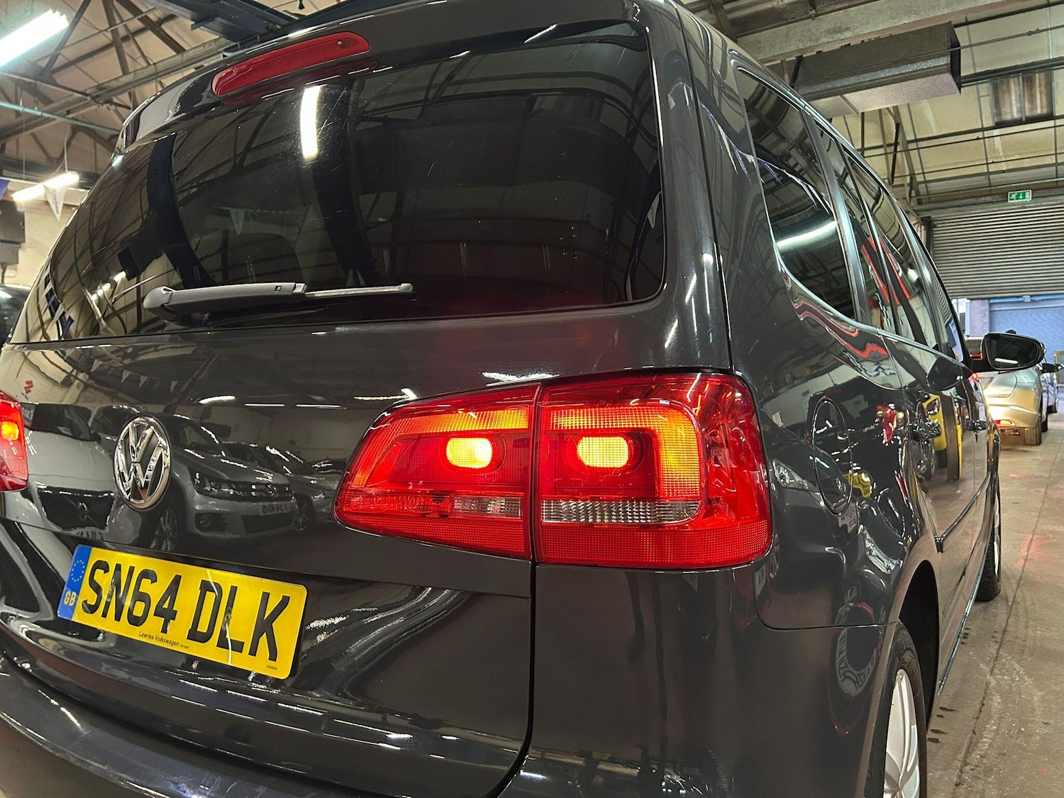 Used Volkswagen Touran 2017 for sale - 77066972: Photo 10