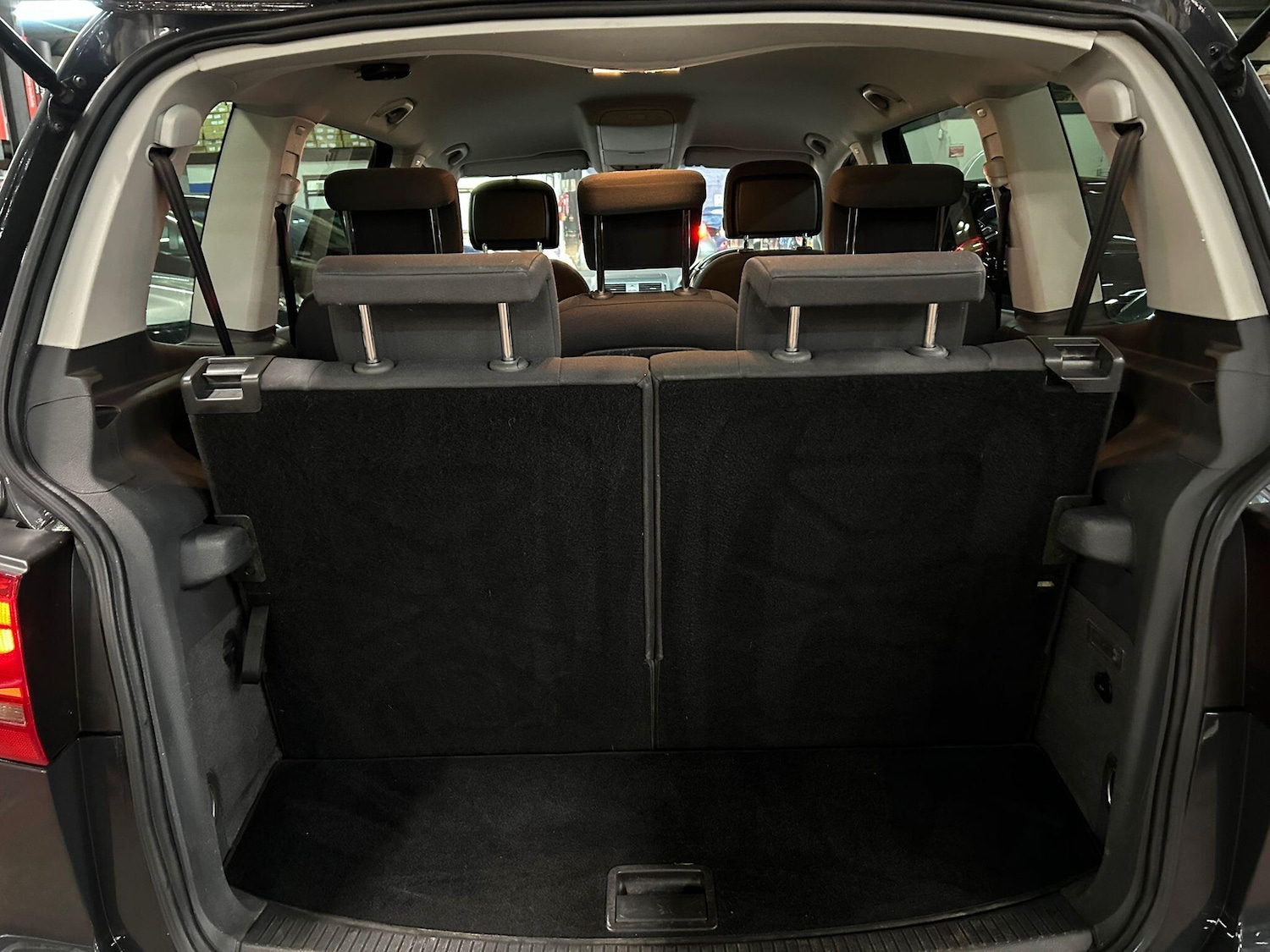 Used Volkswagen Touran 2017 for sale - 77066972: Photo 11