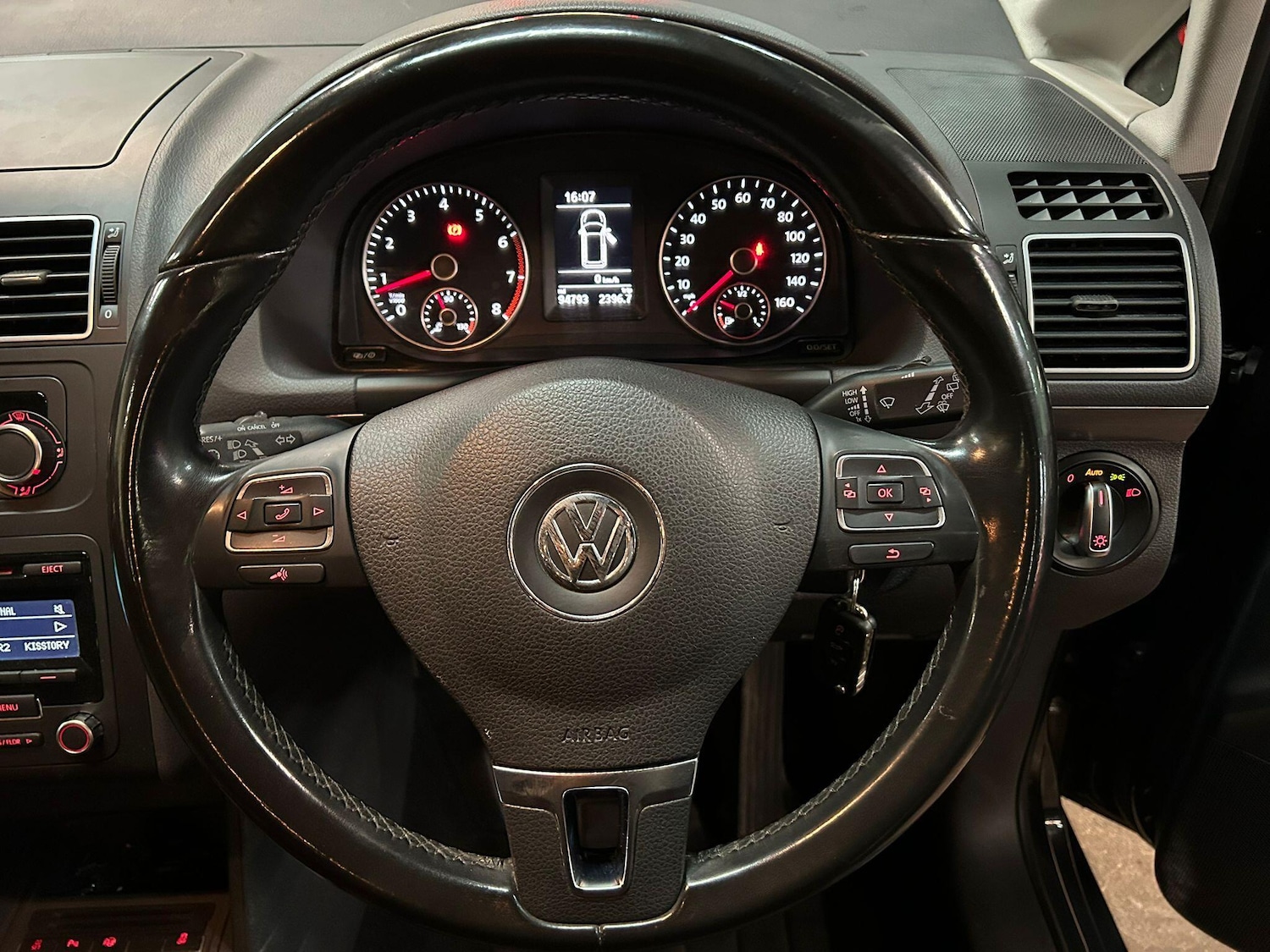 Used Volkswagen Touran 2017 for sale - 77066972: Photo 28