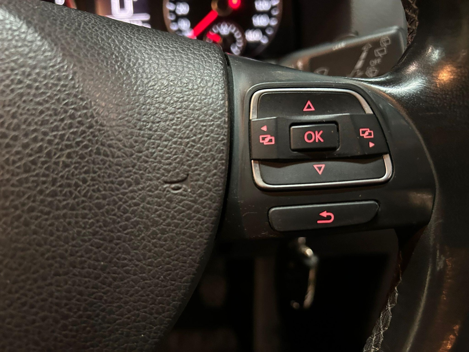 Used Volkswagen Touran 2017 for sale - 77066972: Photo 31