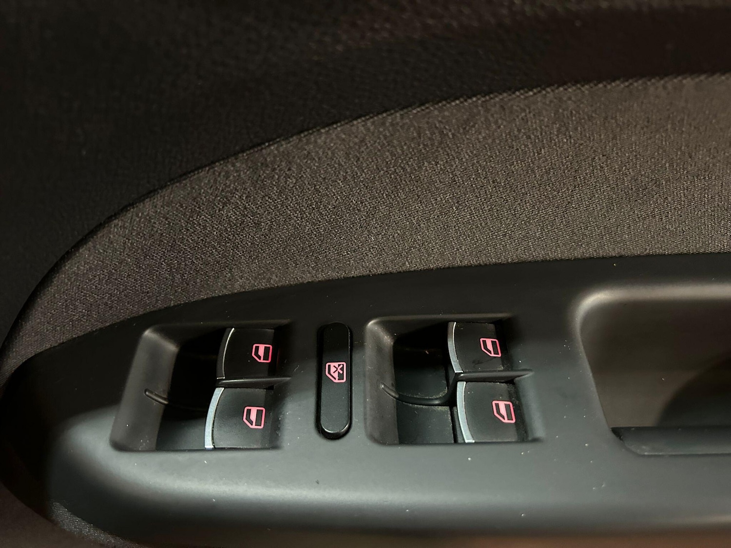 Used Volkswagen Touran 2017 for sale - 77066972: Photo 39