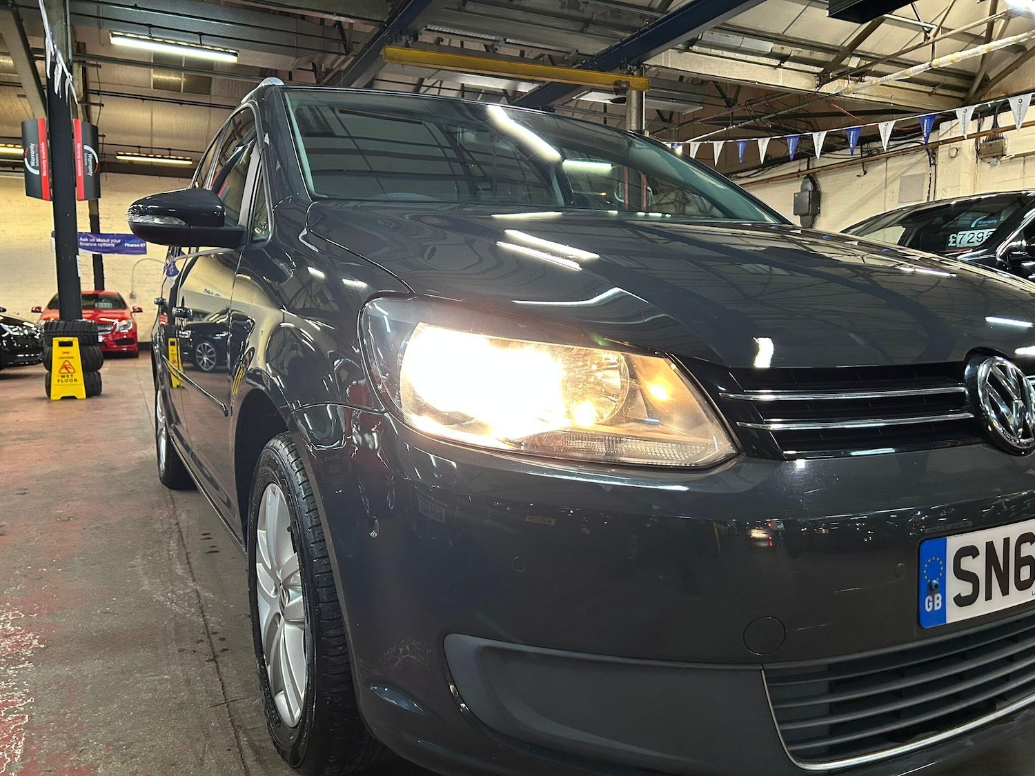 Used Volkswagen Touran 2017 for sale - 77066972: Photo 7