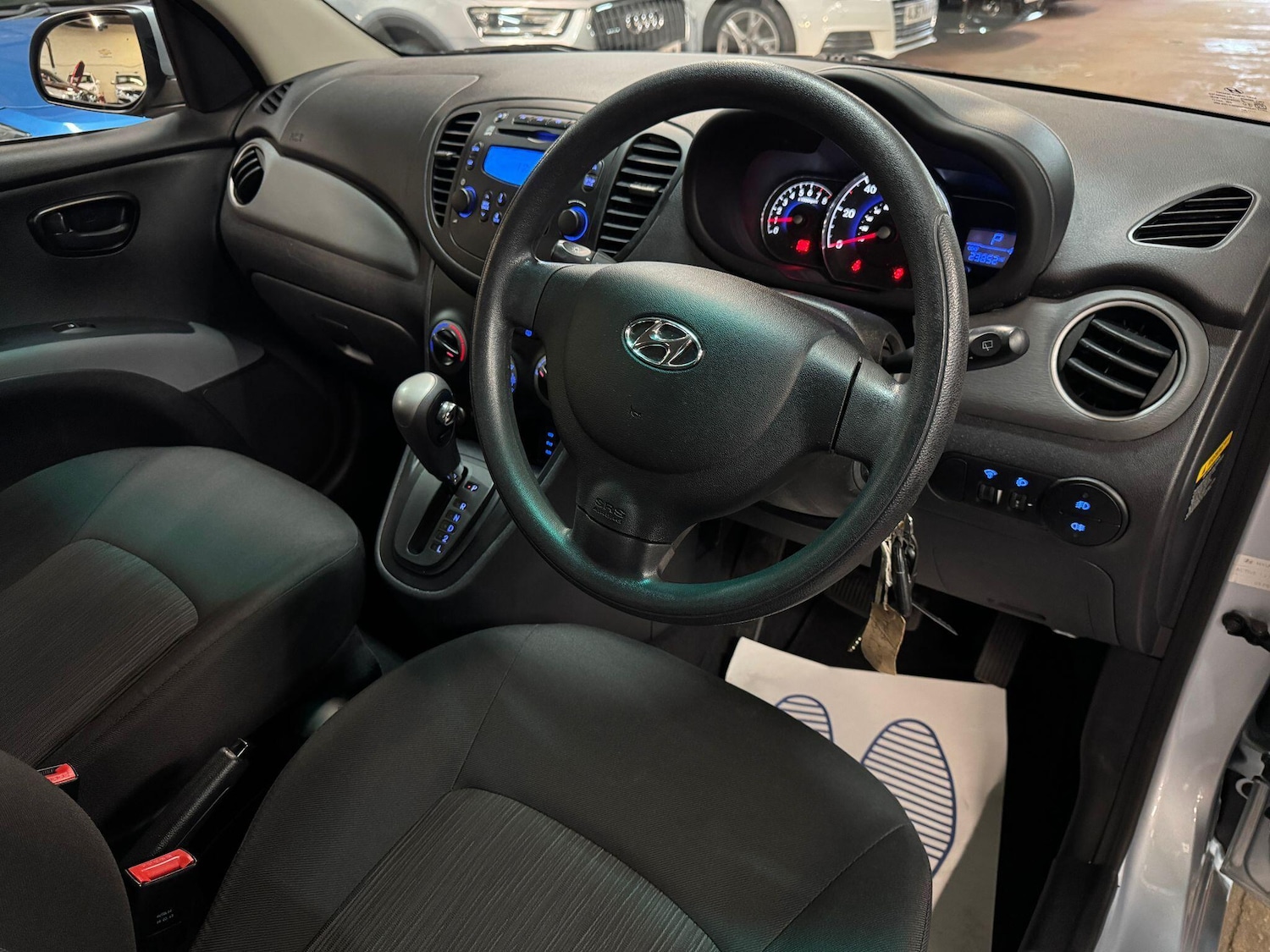 Used Hyundai i10 2013 for sale - 77040829: Photo 12