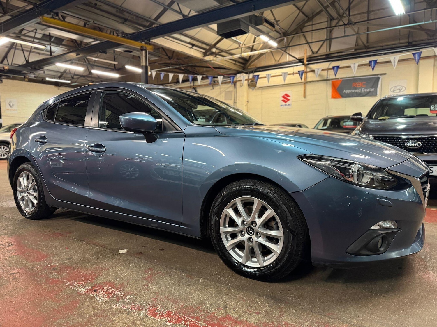 Used Mazda Mazda3 2014 for sale - 76780699: Photo 1