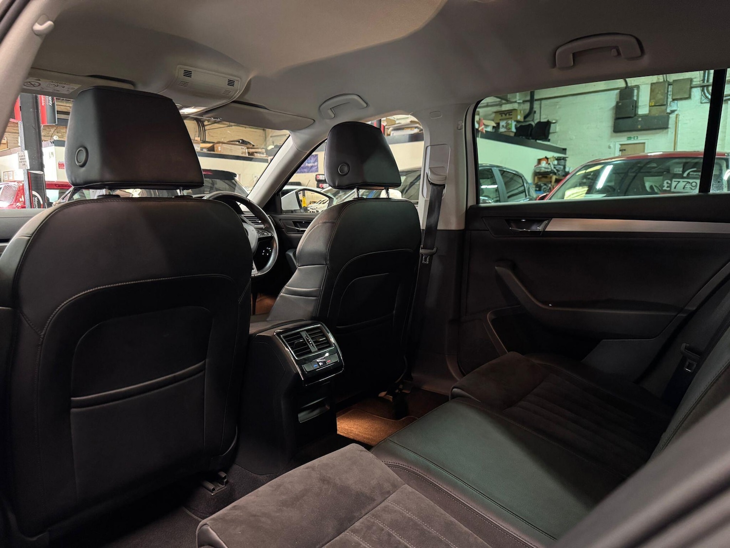 Used Skoda Superb 2015 for sale - 78033725: Photo 18