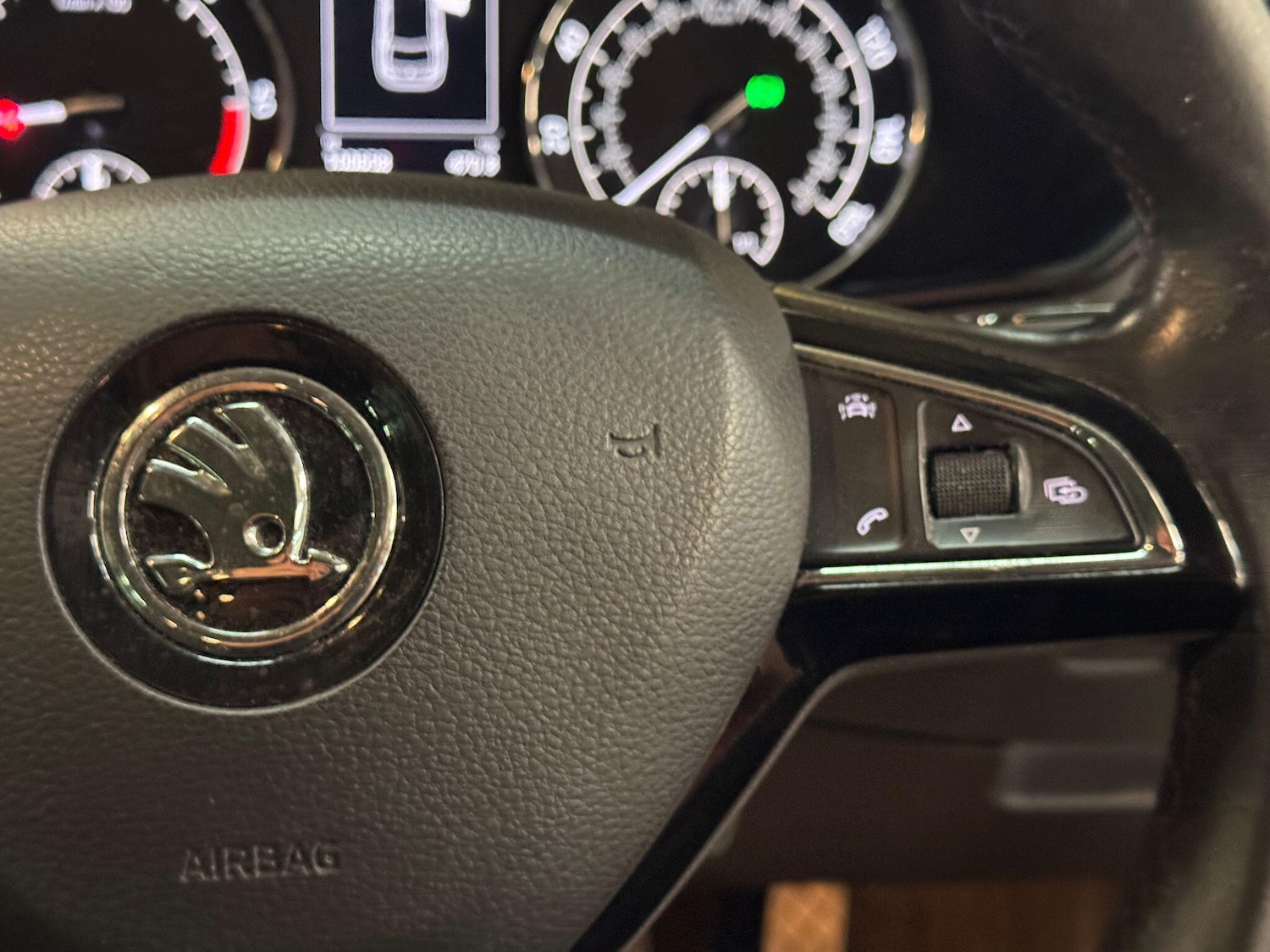 Used Skoda Superb 2015 for sale - 78033725: Photo 27