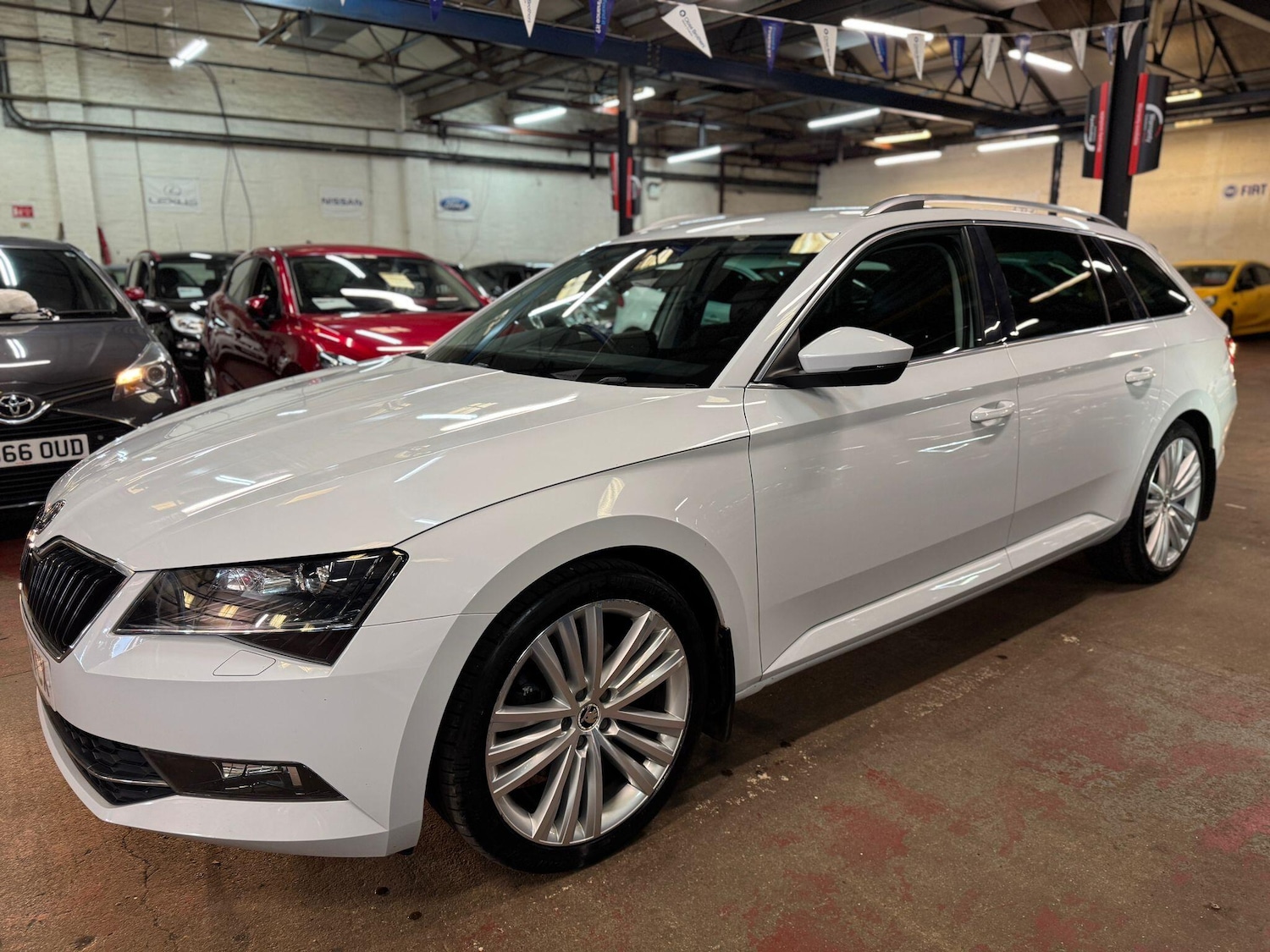 Used Skoda Superb 2015 for sale - 78033725: Photo 3