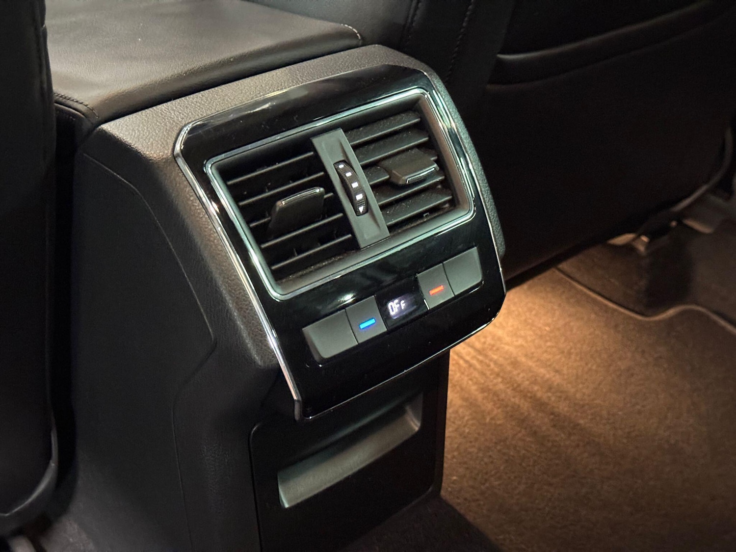 Used Skoda Superb 2015 for sale - 78033725: Photo 42