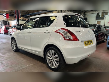 Used Suzuki Swift 2015 for sale - 78676168: Photo