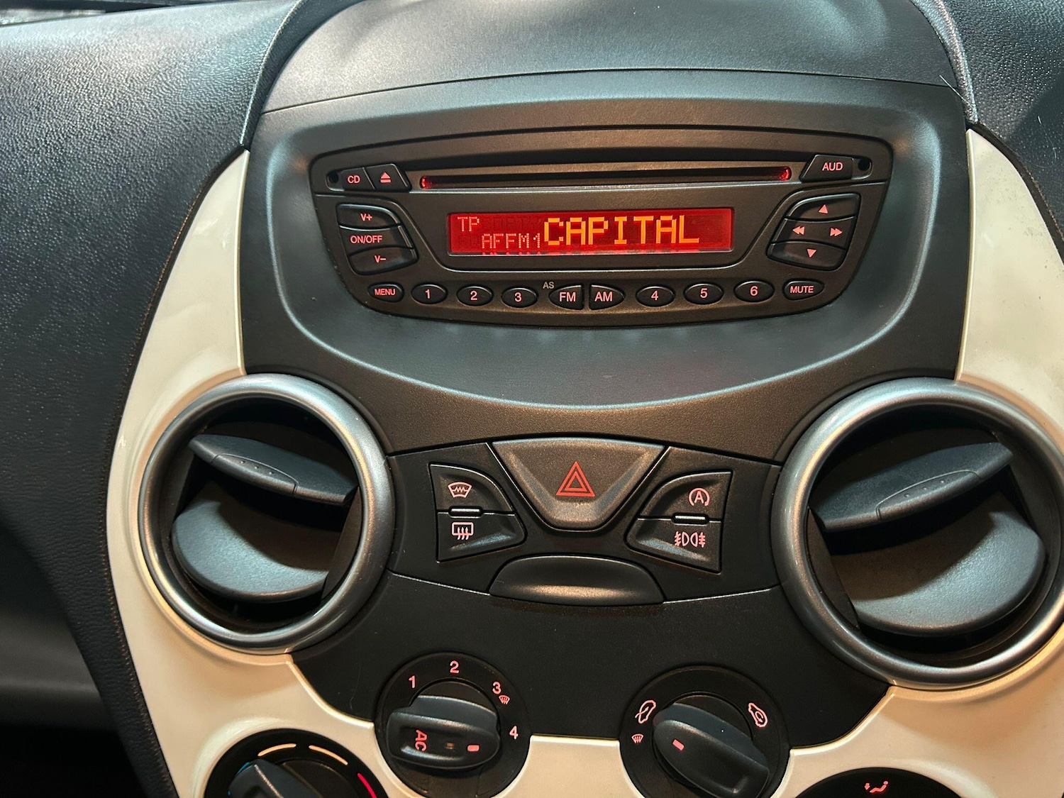 Used Ford Ka 2013 for sale - 77510138: Photo 21