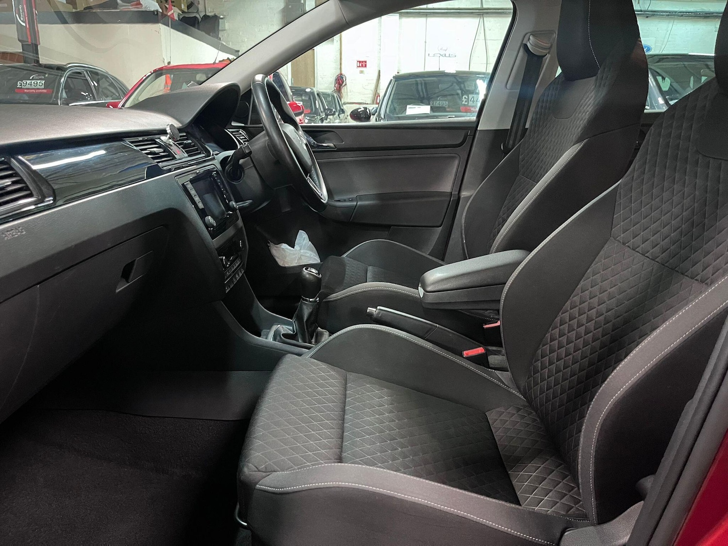 Used Skoda Rapid Spaceback 2015 for sale - 77559956: Photo 17