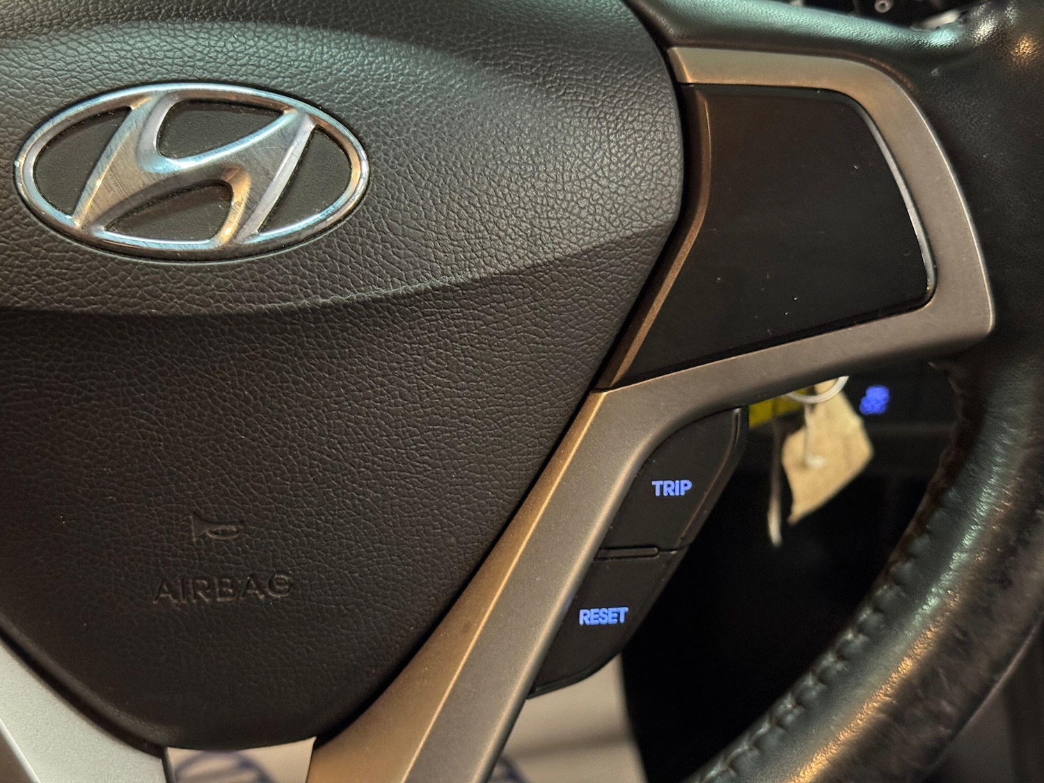 Used Hyundai Veloster 2012 for sale - 77230068: Photo 25