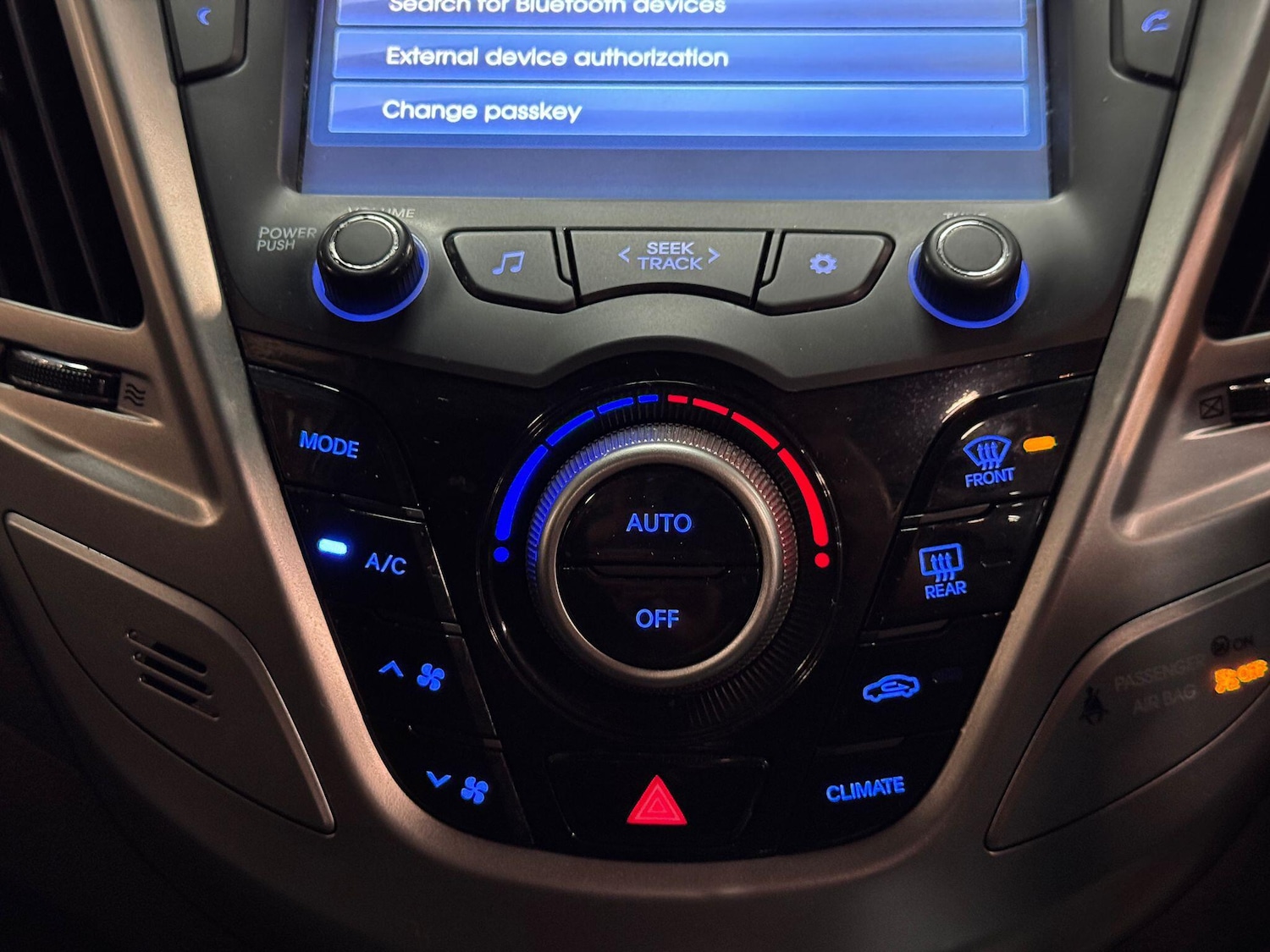 Used Hyundai Veloster 2012 for sale - 77230068: Photo 30