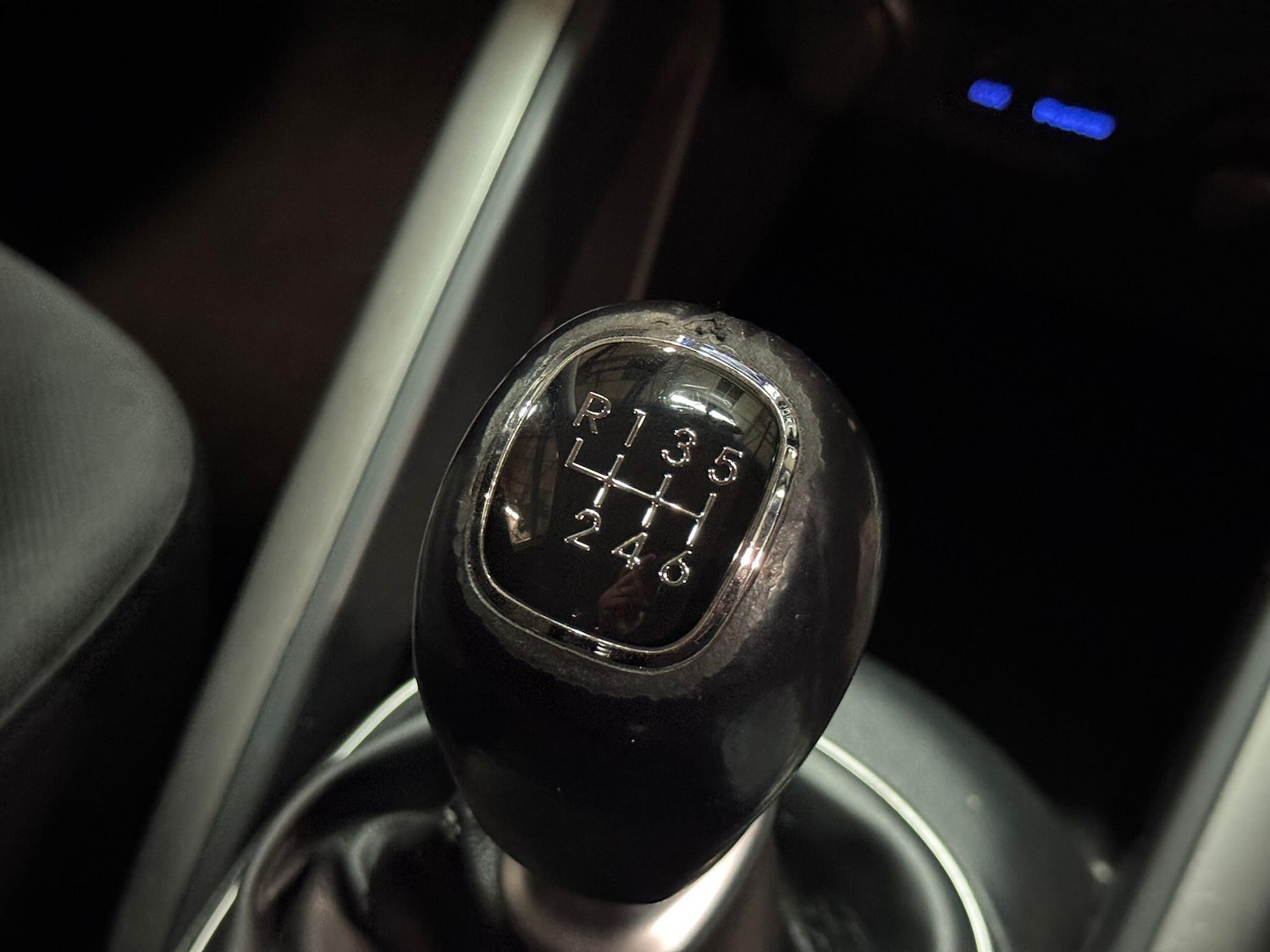 Used Hyundai Veloster 2012 for sale - 77230068: Photo 32