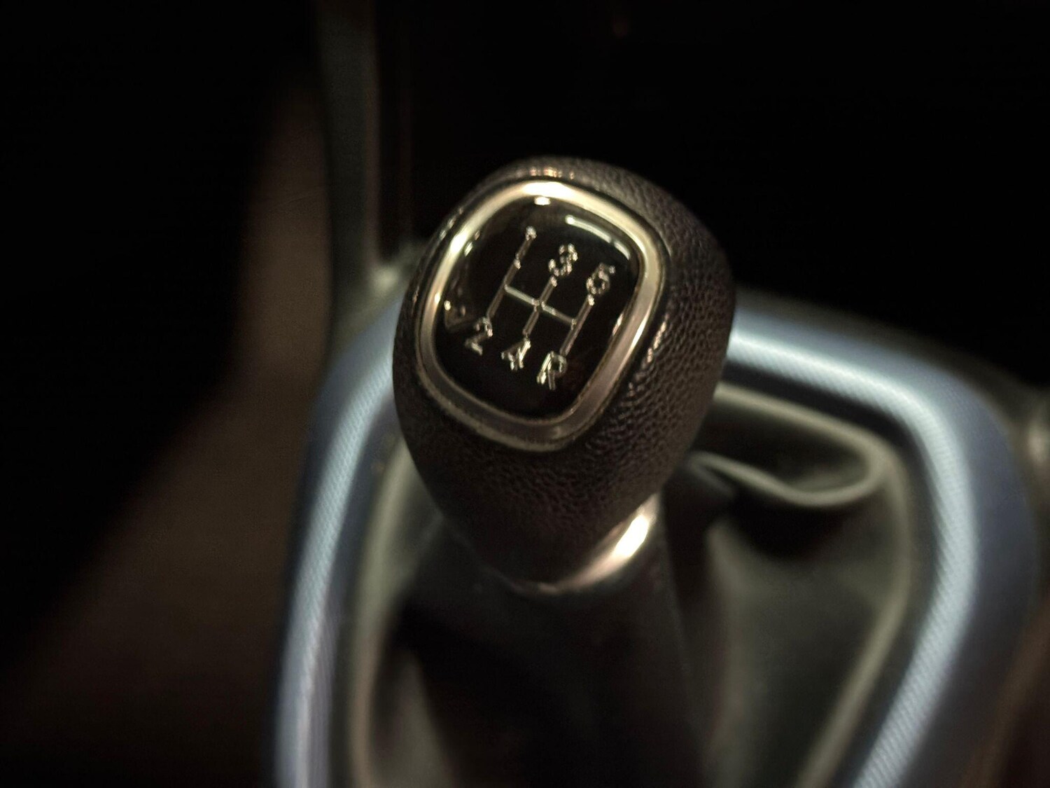 Used Hyundai i10 2015 for sale - 76307609: Photo 33