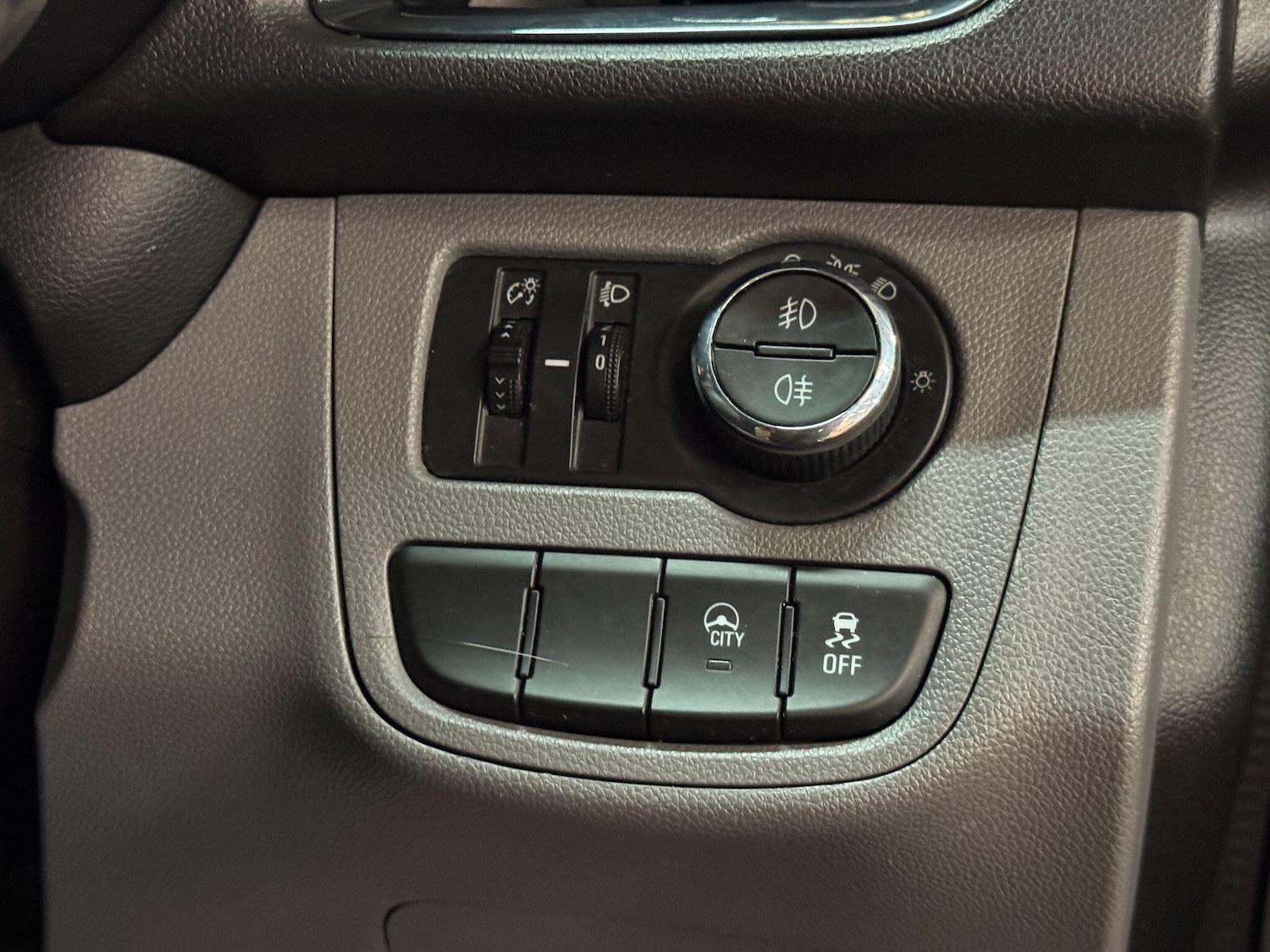 Used Vauxhall Viva 2017 for sale - 77255185: Photo 28