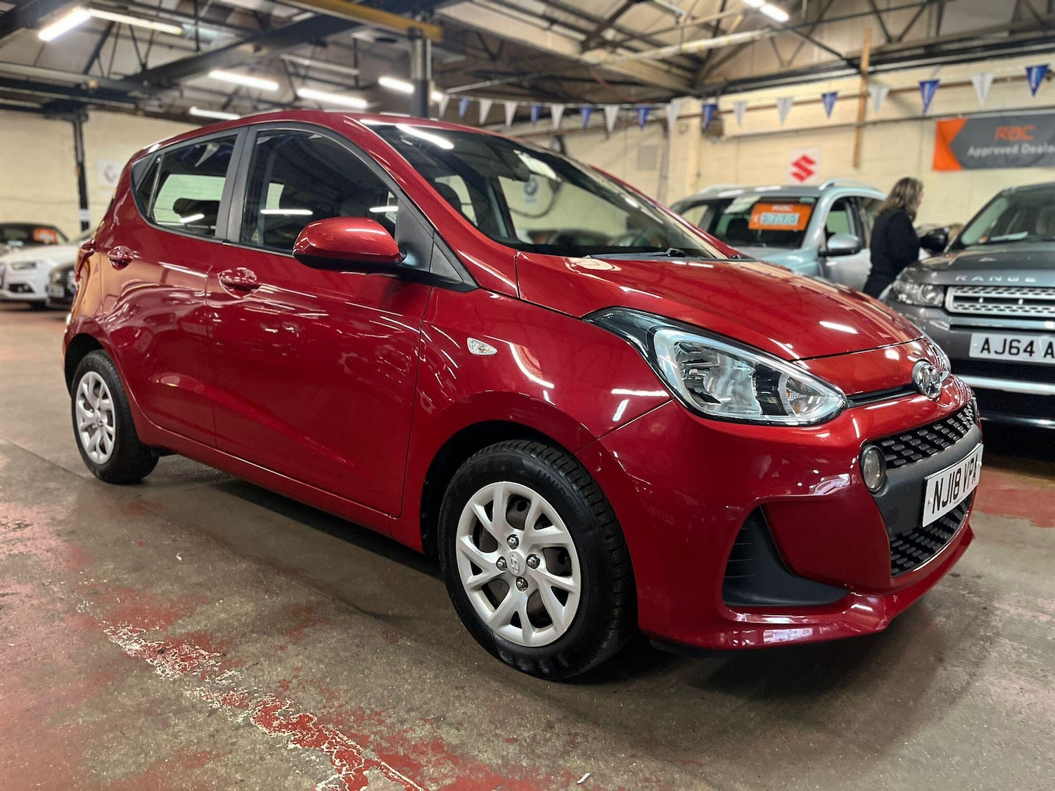 Used Hyundai i10 2018 for sale - 76094553: Photo 1