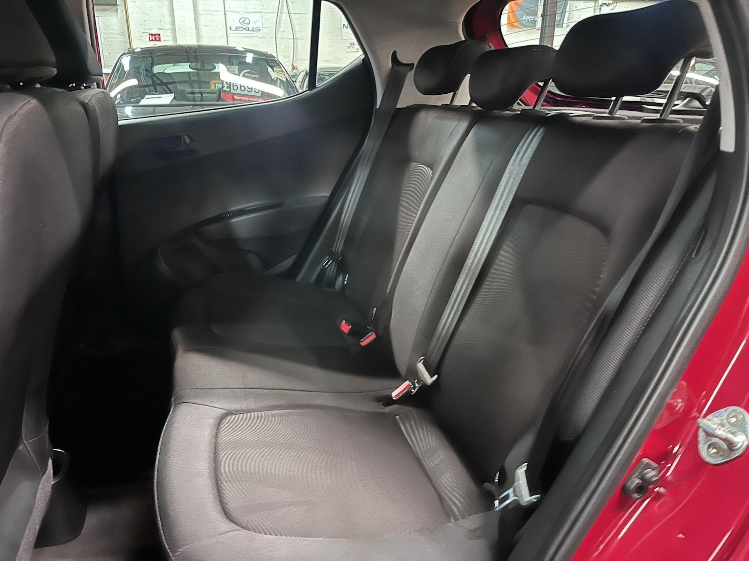 Used Hyundai i10 2018 for sale - 76094553: Photo 21