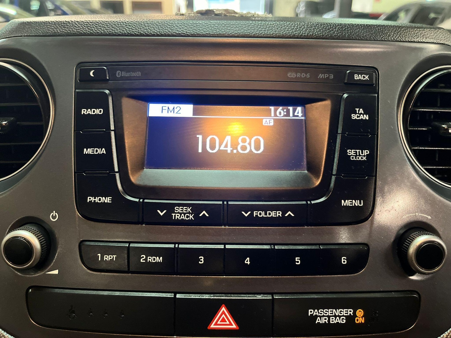 Used Hyundai i10 2018 for sale - 76094553: Photo 29