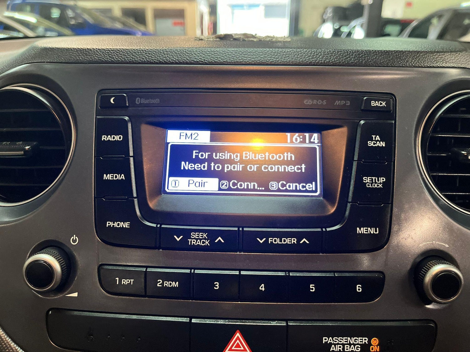 Used Hyundai i10 2018 for sale - 76094553: Photo 31