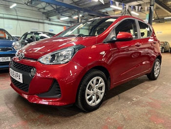 Used Hyundai i10 2018 for sale - 76094553: Photo 3