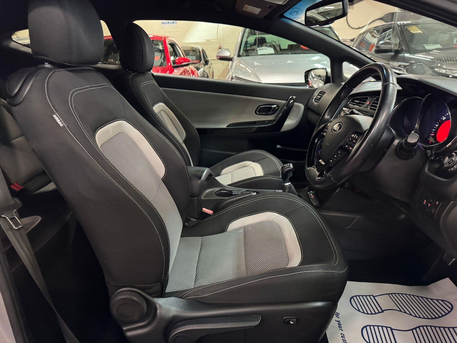 Used Kia Pro Ceed 2013 for sale - 76020811: Photo 12