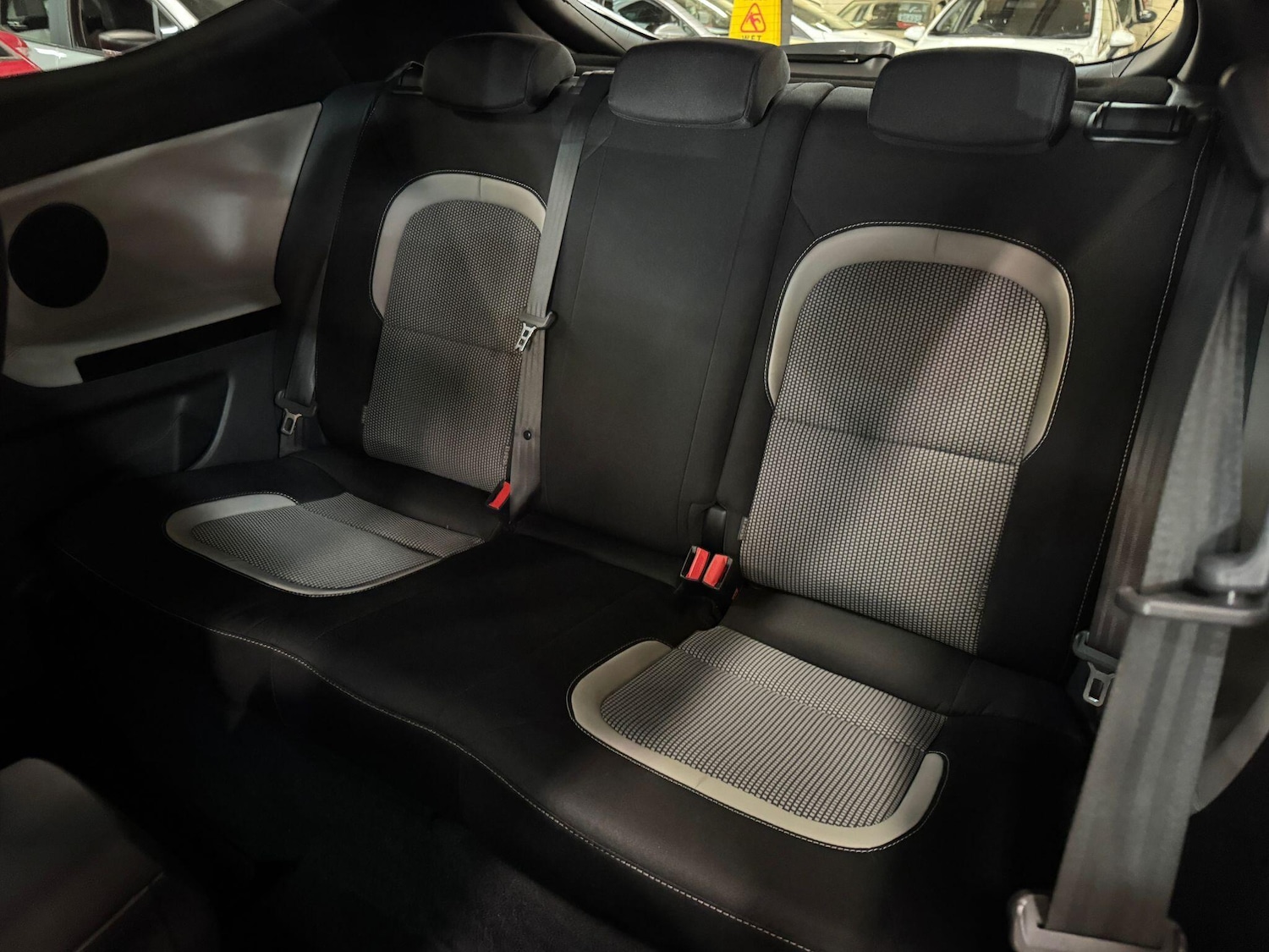 Used Kia Pro Ceed 2013 for sale - 76020811: Photo 19