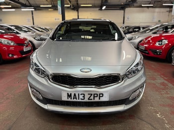 Used Kia Pro Ceed 2013 for sale - 76020811: Photo 2