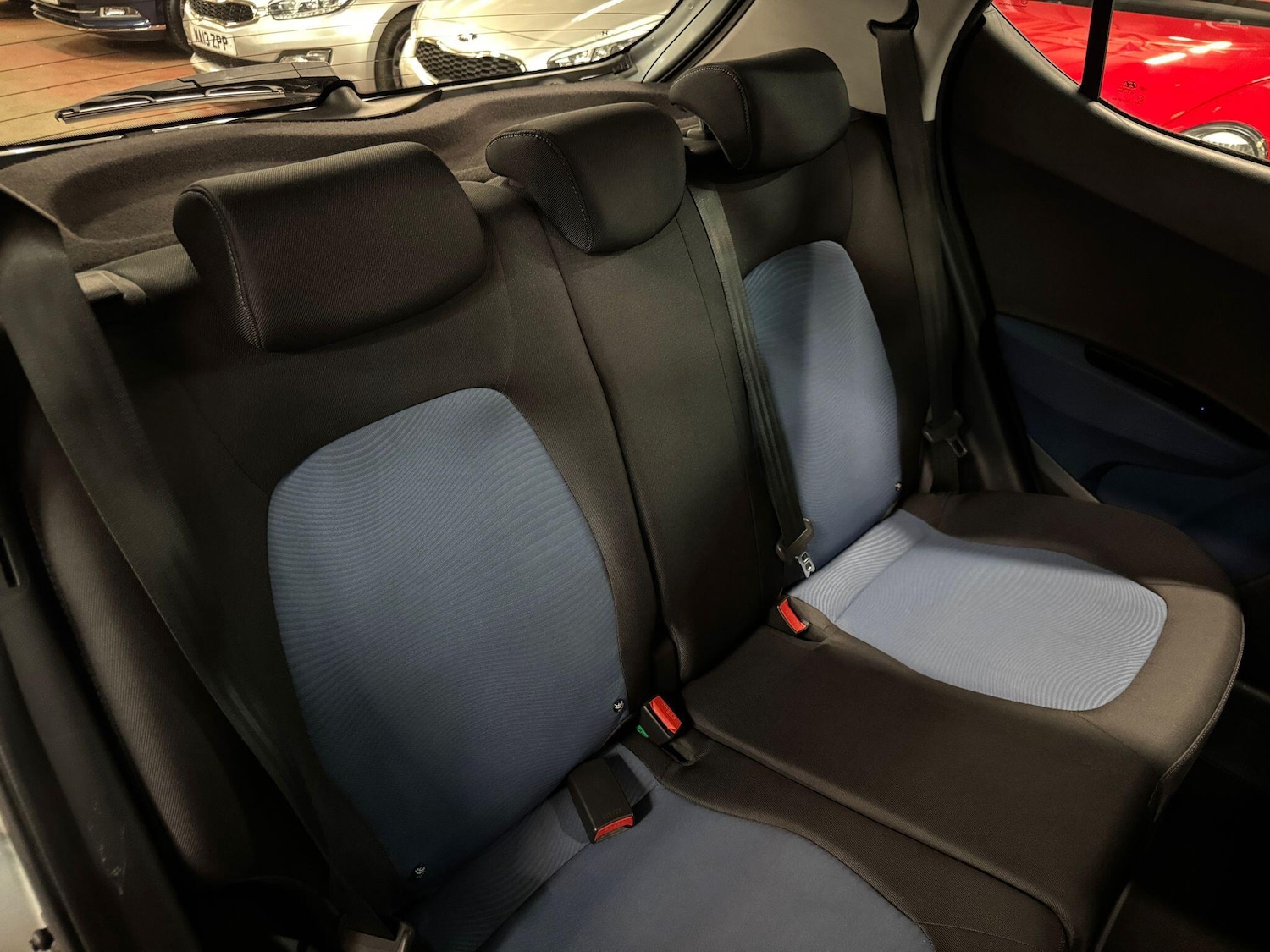Used Hyundai i10 2014 for sale - 76152761: Photo 17