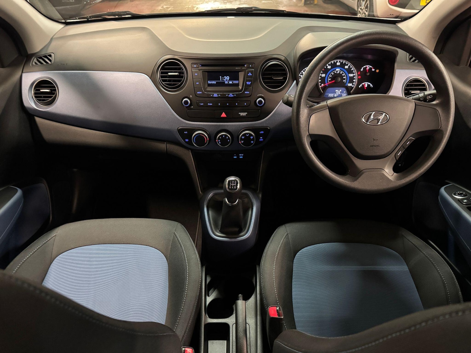 Used Hyundai i10 2014 for sale - 76152761: Photo 24