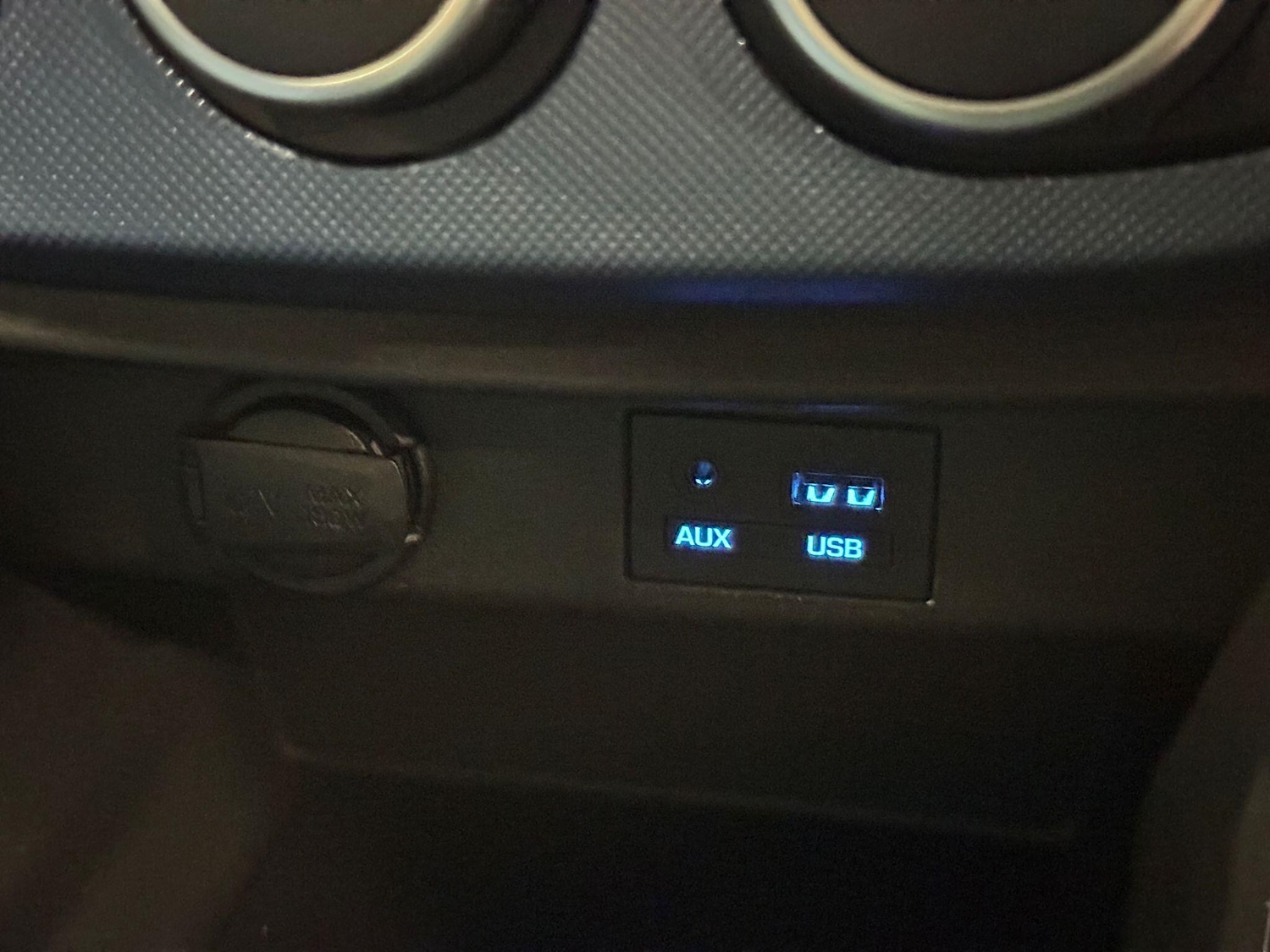 Used Hyundai i10 2014 for sale - 76152761: Photo 31