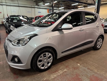Used Hyundai i10 2014 for sale - 76152761: Photo 3