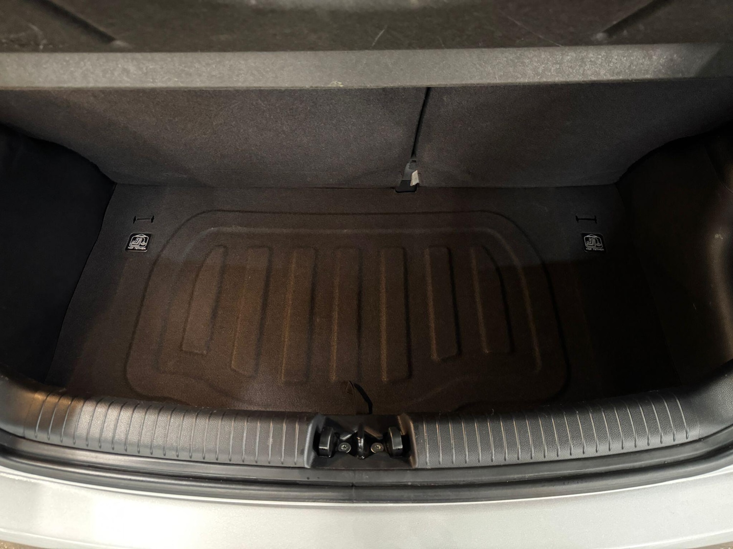 Used Hyundai i10 2014 for sale - 76152761: Photo 9