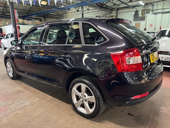 Used Skoda Rapid Spaceback 2015 for sale - 78448565: Photo