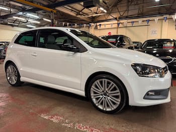 Used Volkswagen Polo 2015 for sale - 79475339: Photo