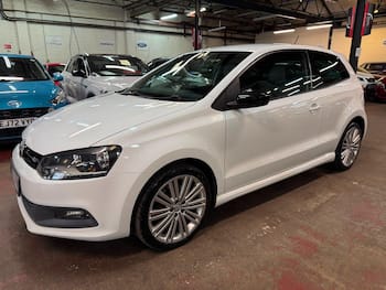Used Volkswagen Polo 2015 for sale - 79475339: Photo
