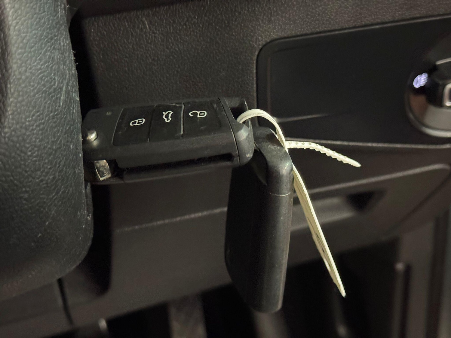 Used Volkswagen Tiguan 2020 for sale - 78033675: Photo 33