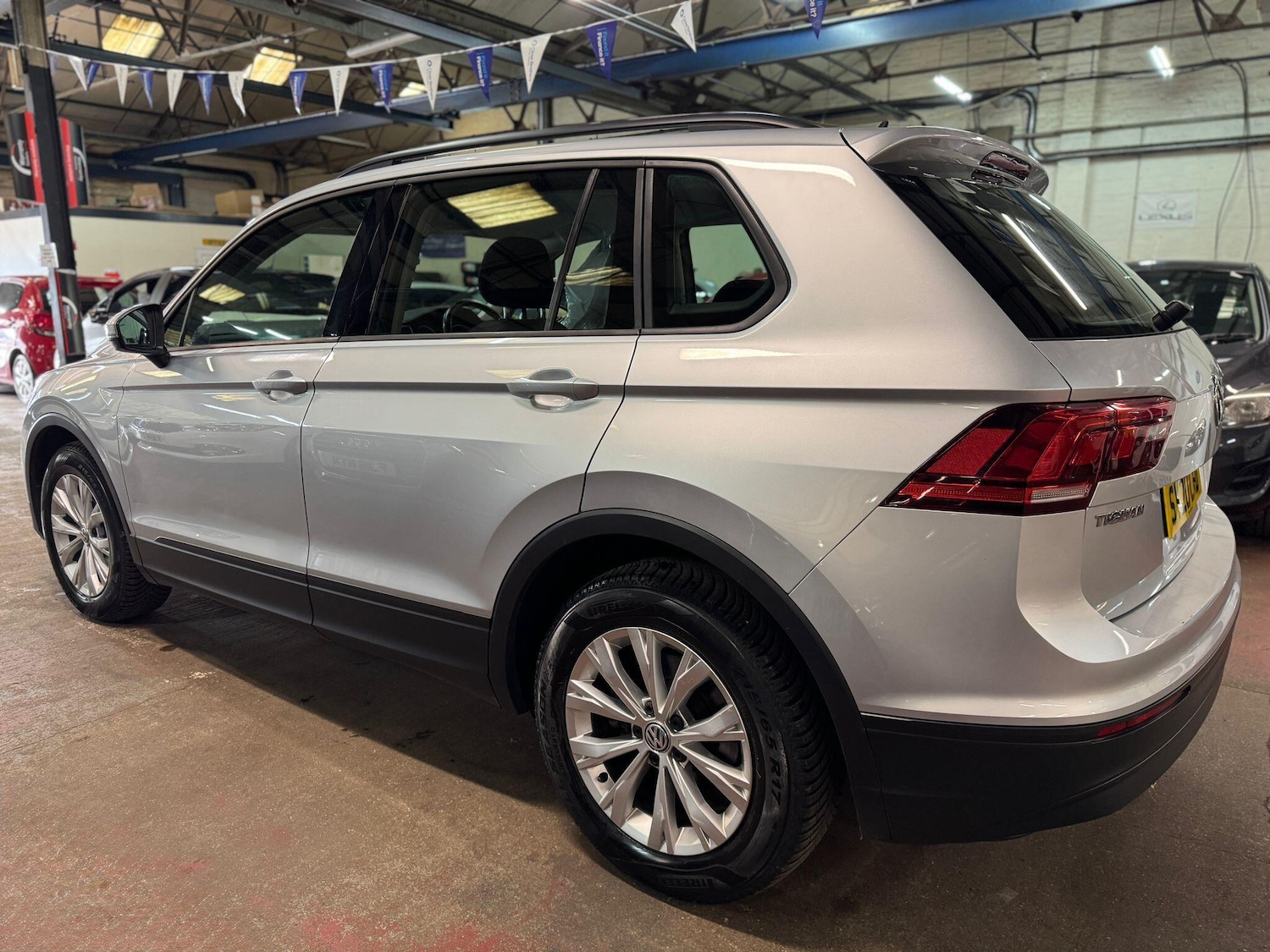 Used Volkswagen Tiguan 2020 for sale - 78033675: Photo 4