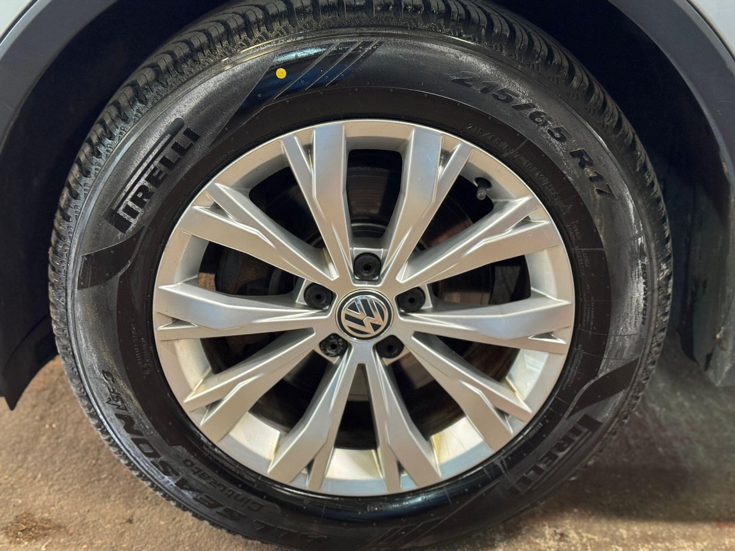 Used Volkswagen Tiguan 2020 for sale - 78033675: Photo 9