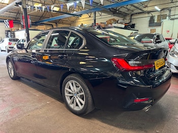 Used BMW 3 Series 2021 for sale - 79373401: Photo
