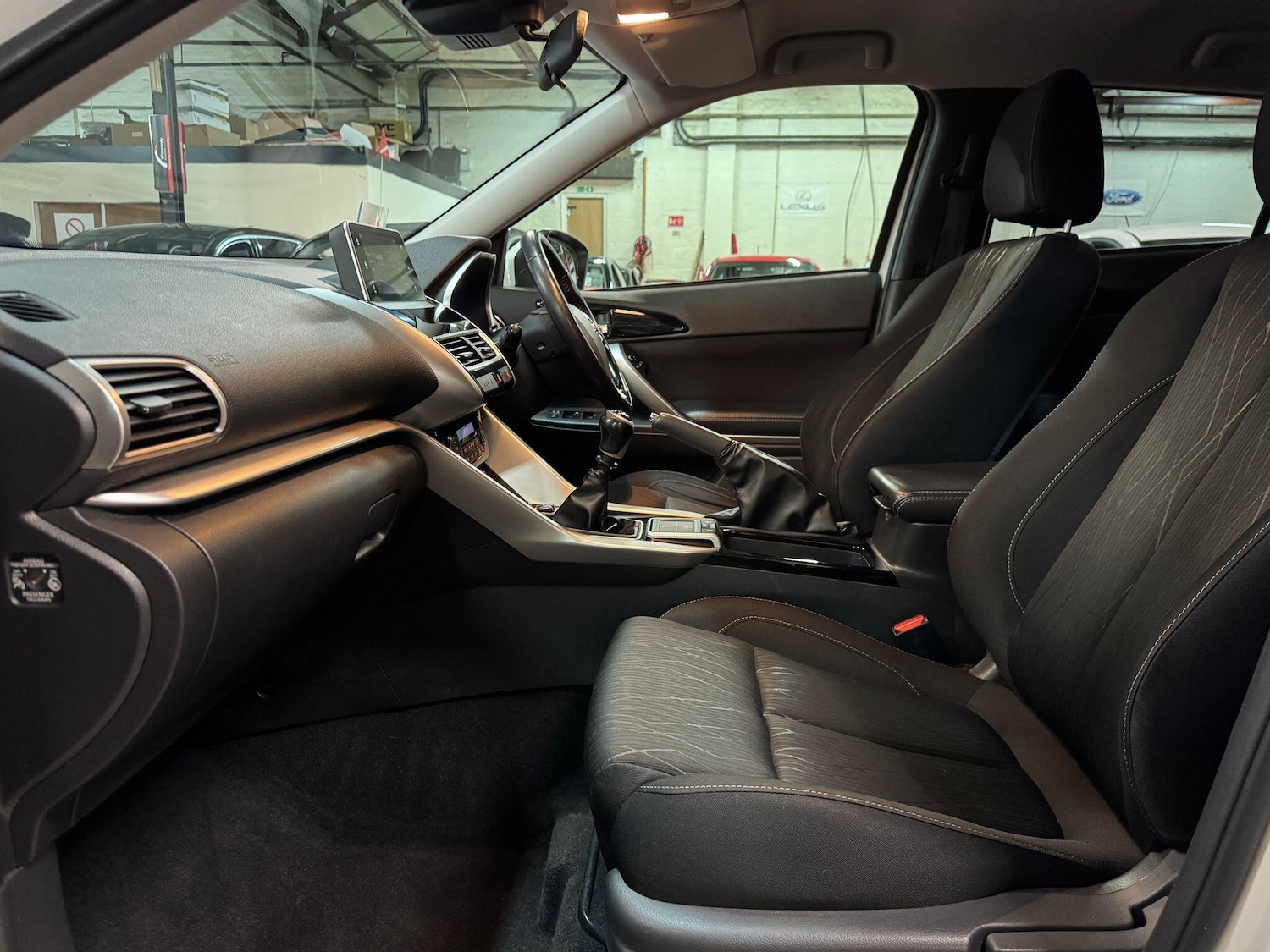 Used Mitsubishi Eclipse Cross 2018 for sale - 77331888: Photo 14