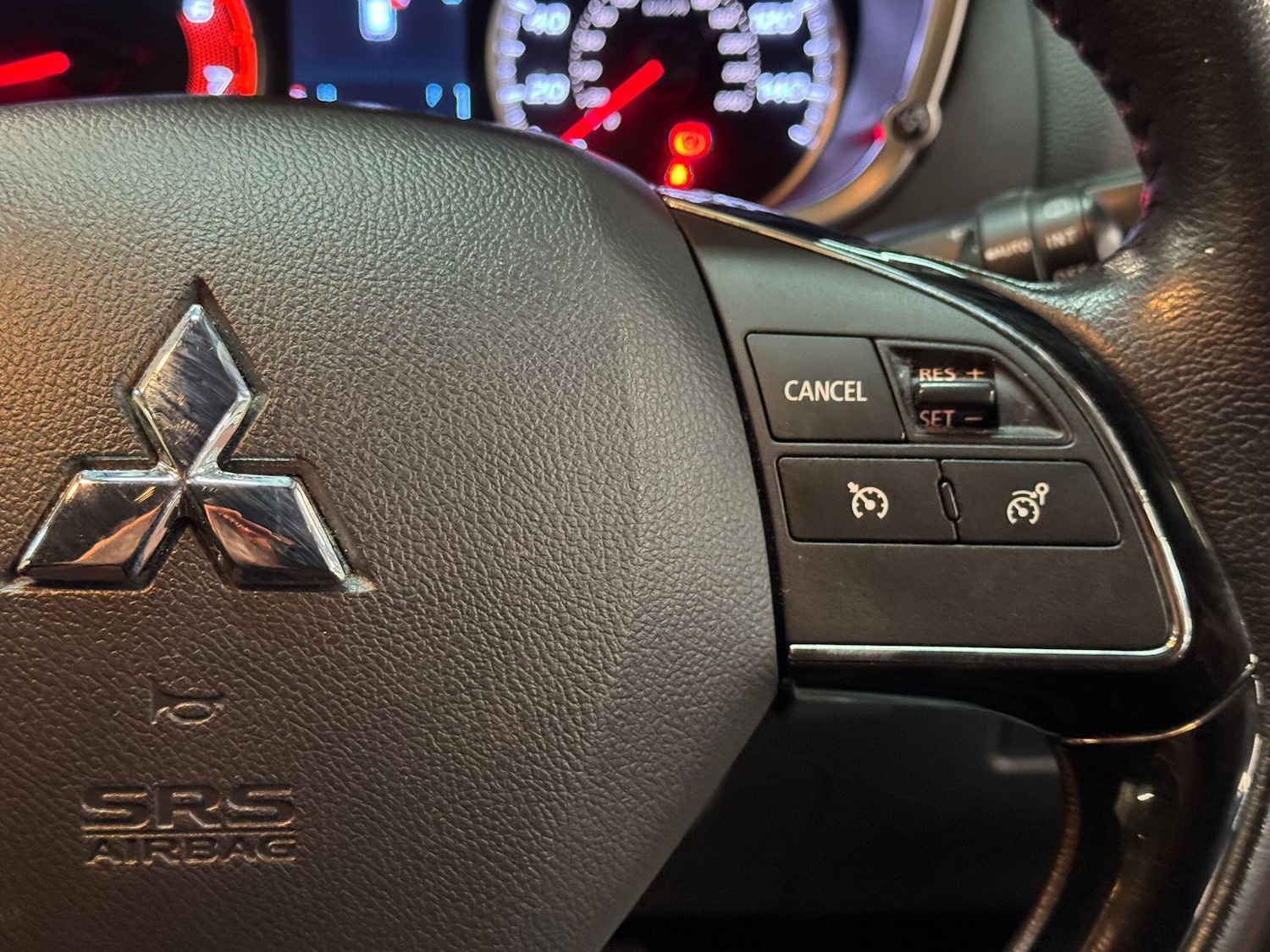 Used Mitsubishi Eclipse Cross 2018 for sale - 77331888: Photo 28