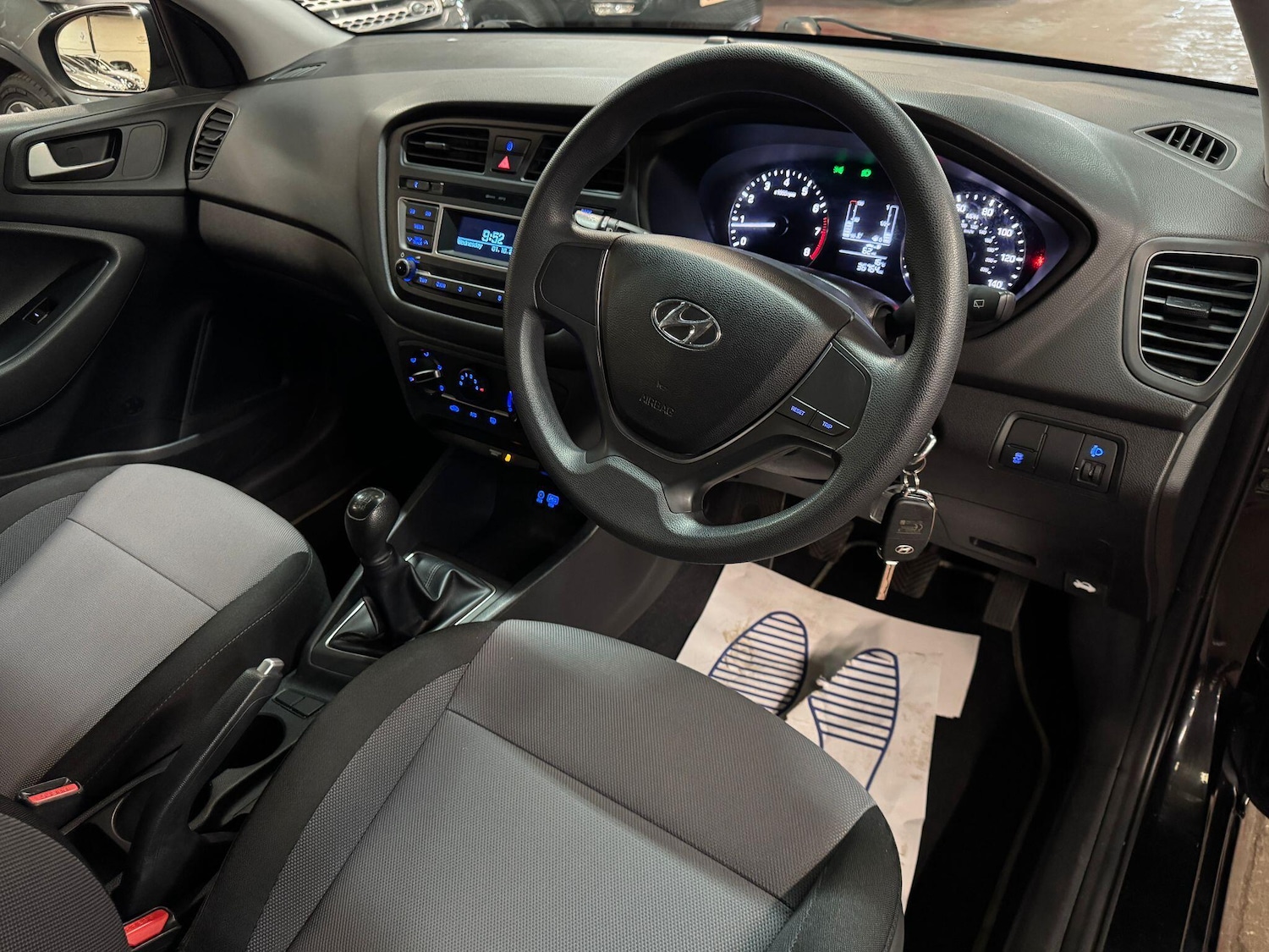 Used Hyundai i20 2017 for sale - 76138046: Photo 11