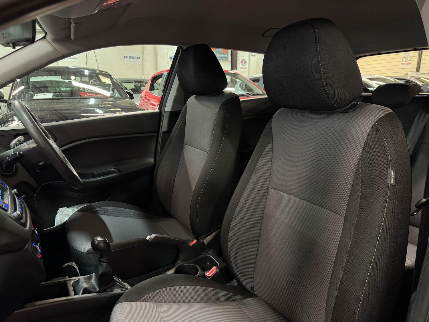 Used Hyundai i20 2017 for sale - 76138046: Photo 15