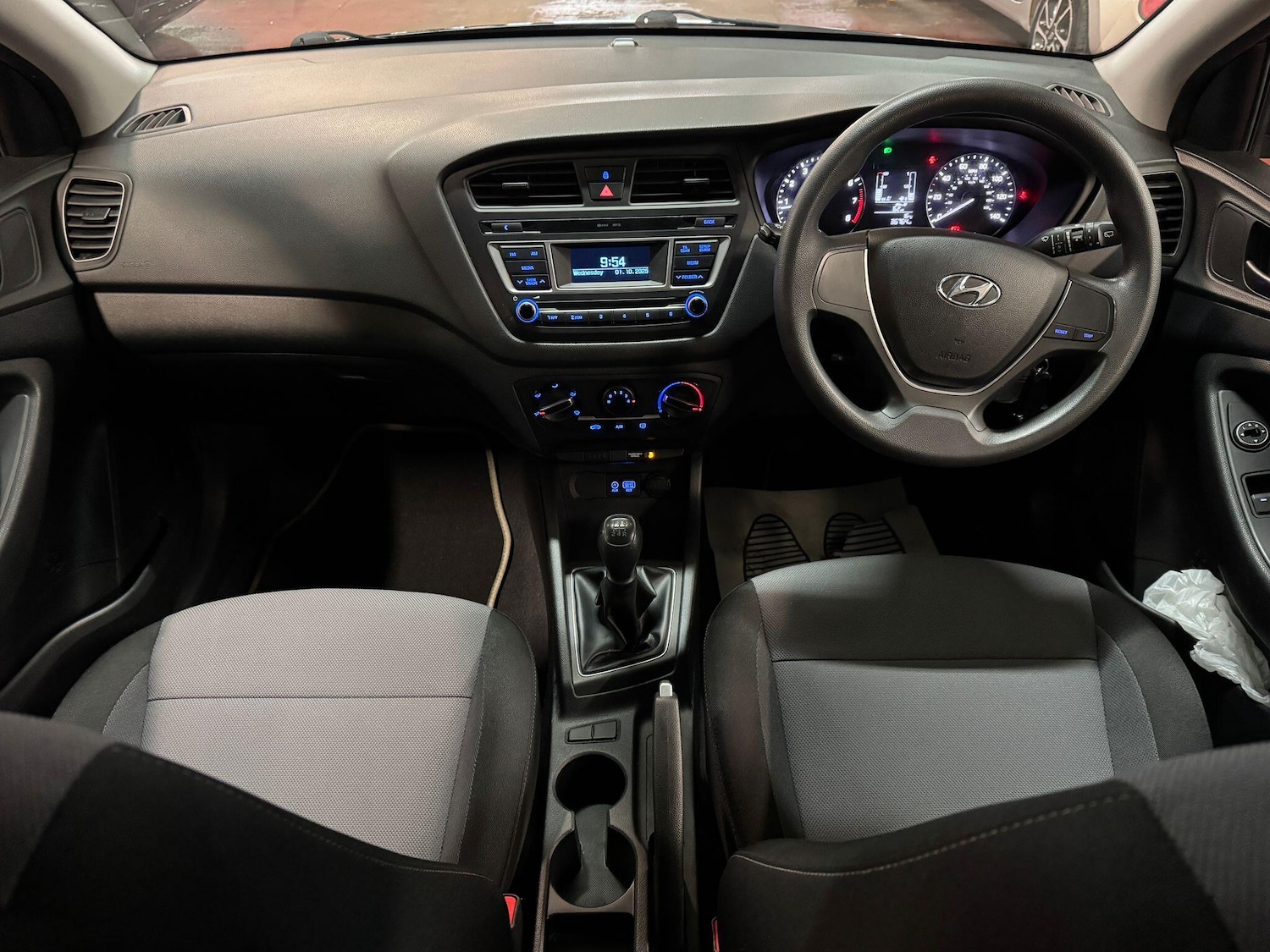 Used Hyundai i20 2017 for sale - 76138046: Photo 23