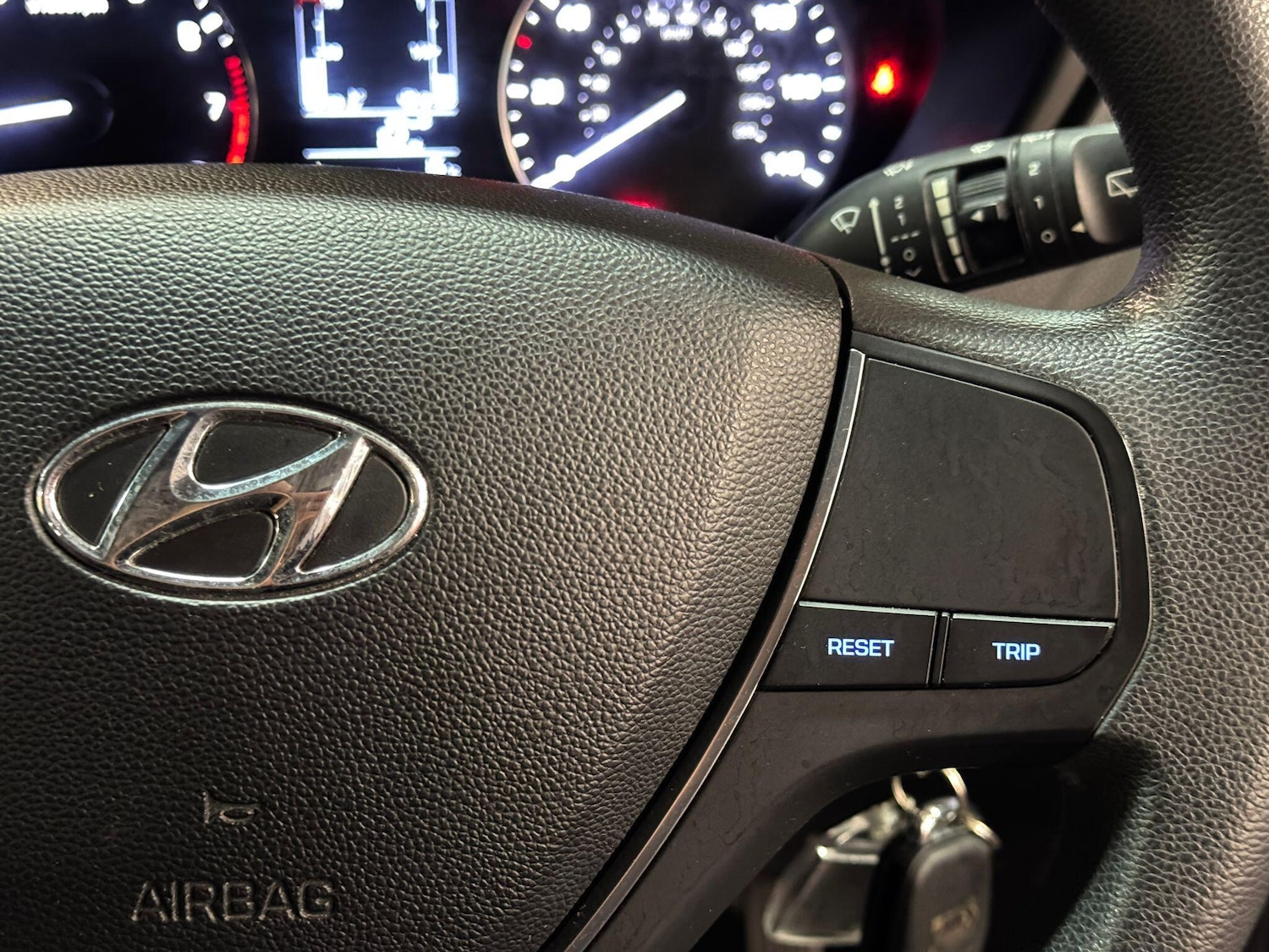 Used Hyundai i20 2017 for sale - 76138046: Photo 25