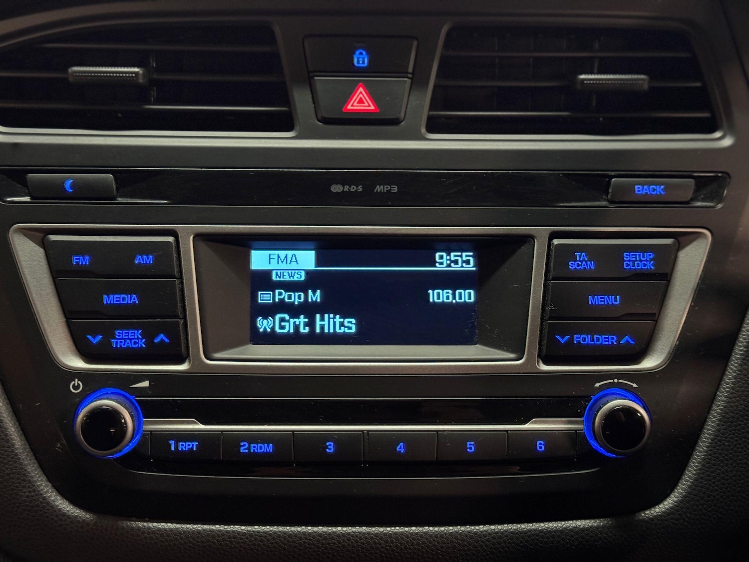 Used Hyundai i20 2017 for sale - 76138046: Photo 28
