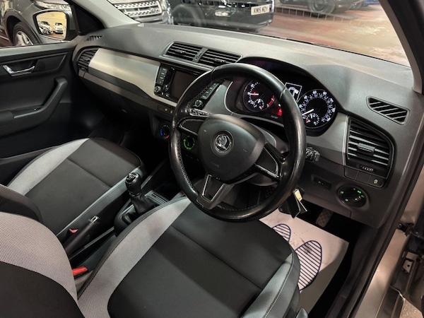 Used Skoda Fabia 2015 for sale - 76109374: Photo 12
