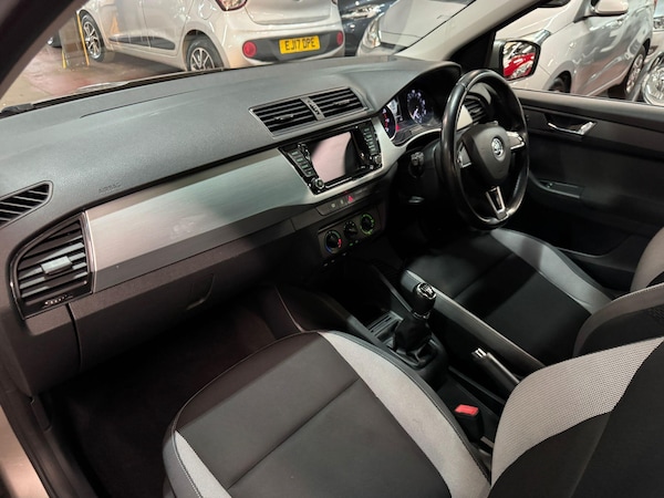 Used Skoda Fabia 2015 for sale - 76109374: Photo 15